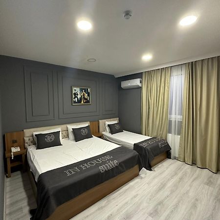 In House Suite Istanbul Bagian luar foto