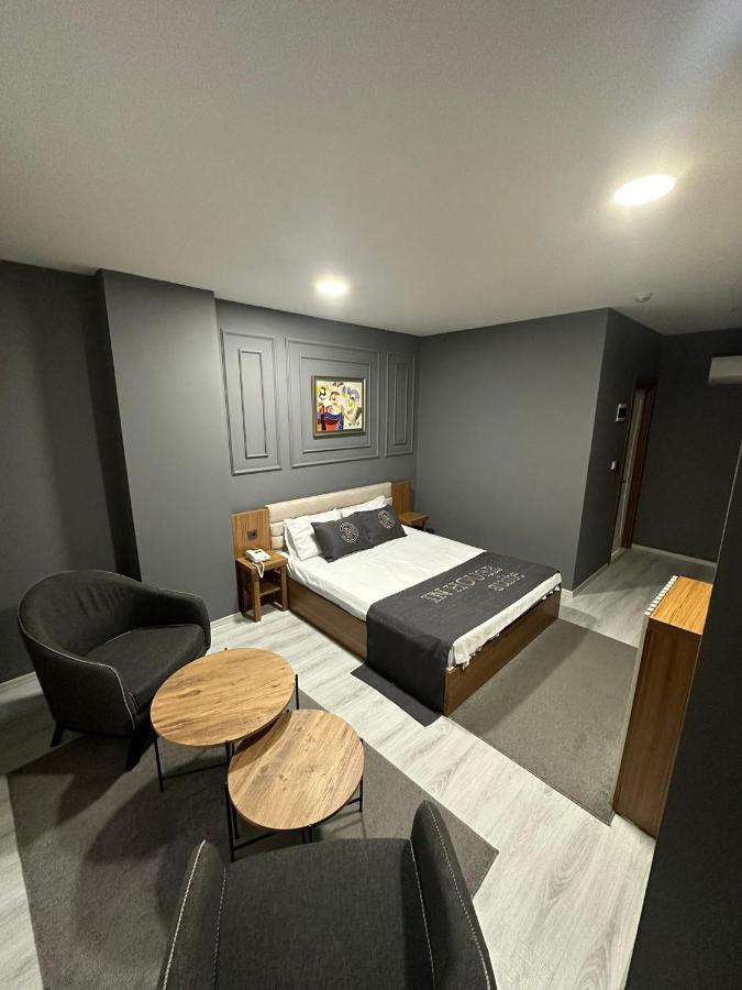 In House Suite Istanbul Bagian luar foto