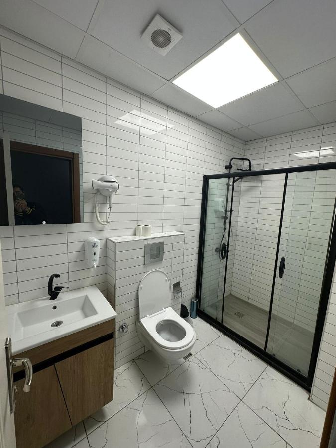 In House Suite Istanbul Bagian luar foto
